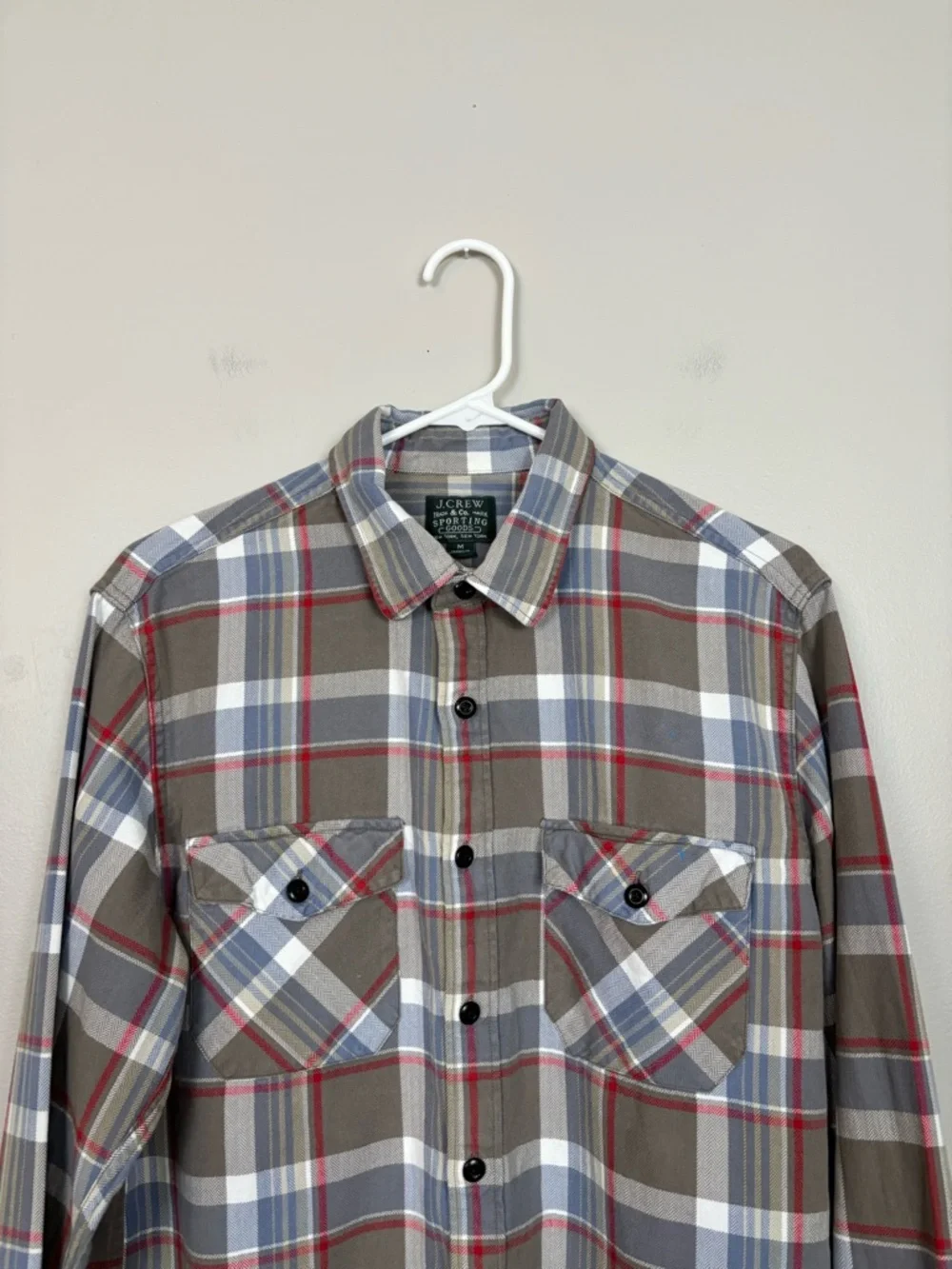 J Crew Shirt Mens Med Wet Gravel Gray Herringbone Plaid Flannel Sporting Button